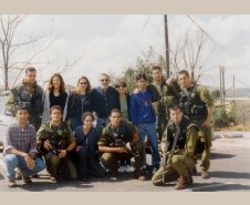 1999- עם חיילי היחידה